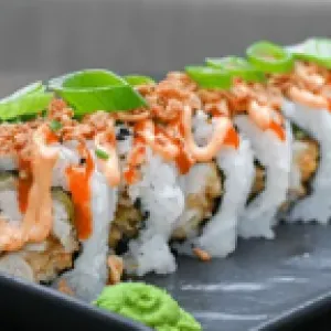 Spicy chicken roll 8 stuks