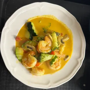 40. Gele curry met garnalen