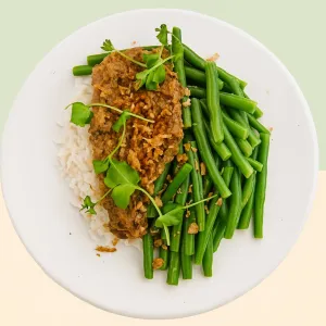 Kruidige rendang met rijst & sperziebonen
