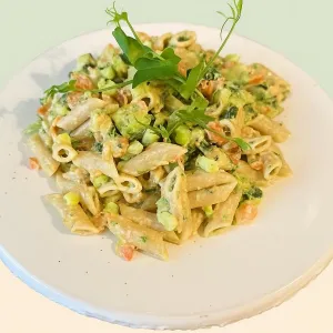 Volkorenpastasalade met gerookte zalm & frisse citroendressing - Extra