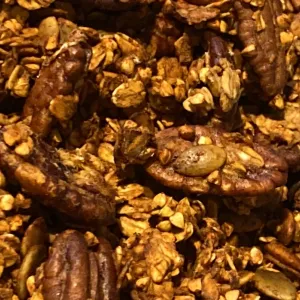 Go crunchy or go home - Huisgemaakte granola 30 gram - proefzakje
