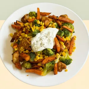 Tray bake, kippendijen en zoete aardappel extra