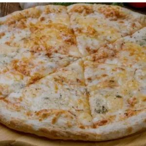 Pizza quattro formaggi