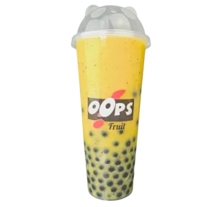 Ananas, kiwi en aardbei boba smoothie