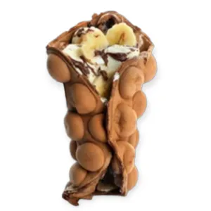 Nutella, aardbei, frambozen, bosbessen, kiwi en slagroom