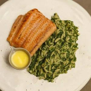 Meervalfilet met spinazie en orzo