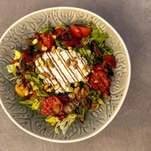 Salade straccialtella di burrata