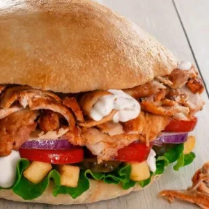Broodje kipdöner kebab