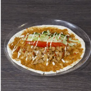 Turkse pizza met döner