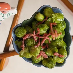 Spruitjes met spek en parmezaanse kaas