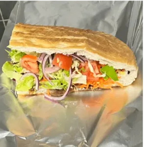 Broodje kip speciaal (medium)