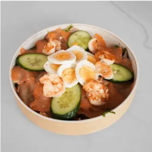 Salade zalm en scampi's