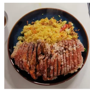 27. Gebakken rijst met eendenvlees