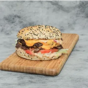 Double cheeseburger 100% Halal