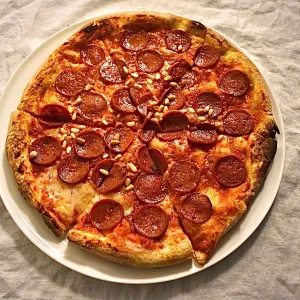 Pizza met pit groot