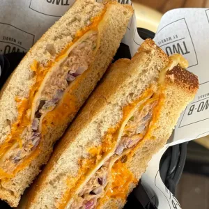 Tuna melt (NEW)