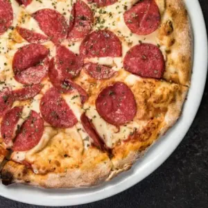 Pizza salaami
