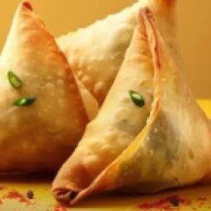 Chicken Samosa Halal